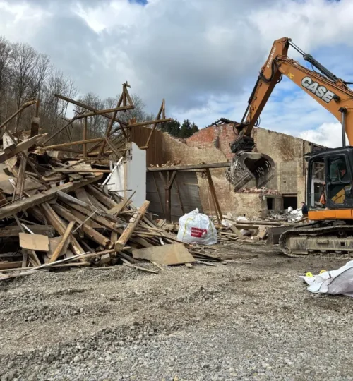 Abrucharbeiten in Hopfach
